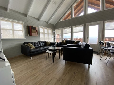 Endurbótum lokið á Reykjabæ